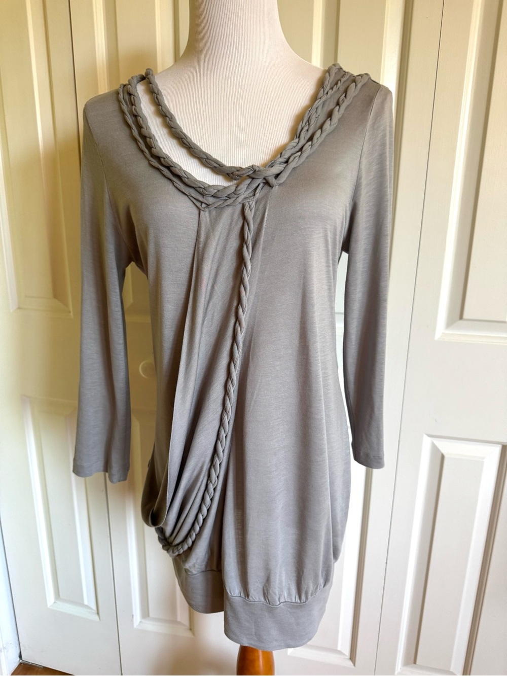 BUI De Barbara BUI Gray Jerseys  Top M